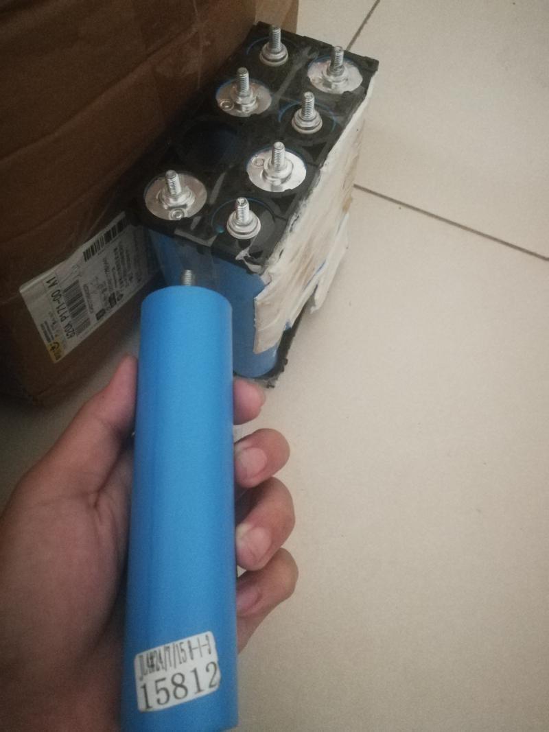 Featured image of post 自制磷酸铁锂8个为一组29V电池